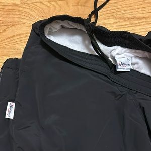 Boathouse Men’s large black with zippers at ankles